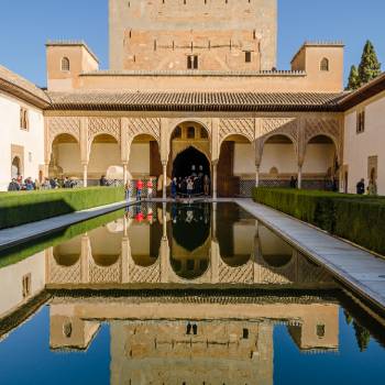 Visit of the Alhambra & Generalife including Nasrid Palaces