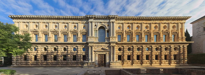 Visit and discover The palace of Carlos V in the Alhambra of Granada